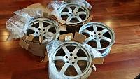 V.1 18" OEM Track Wheels-20140302_172129.jpg