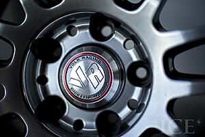 Volk RE30 Limited Edition in Formula Silver + tires. Las Vegas area.-wqrnchm.jpg