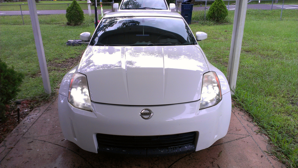 nissan 350z 2003 white