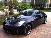 2005 Black Nissan 350z Base w/60k miles-1.jpg