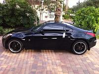 2005 Black Nissan 350z Base w/60k miles-2.jpg